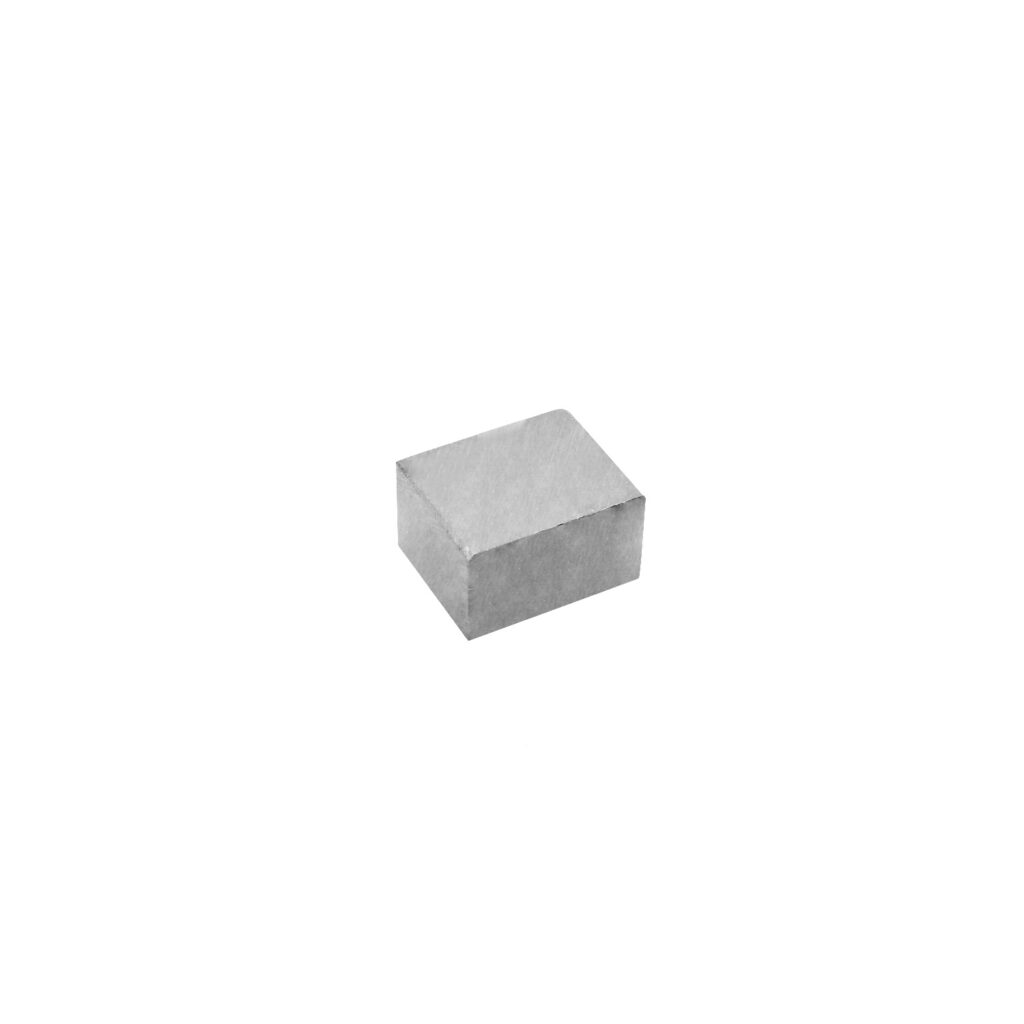 Магнитный блок Alnico 5-7 LNG56 11,2*8*14 мм